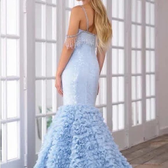 Elegant Light Blue Sequin Dress - Picture 2 of 2